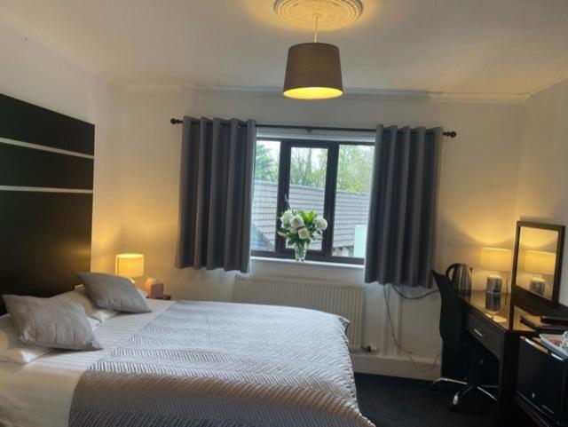 Ewenny Farm Guest House Bridgend  Εξωτερικό φωτογραφία