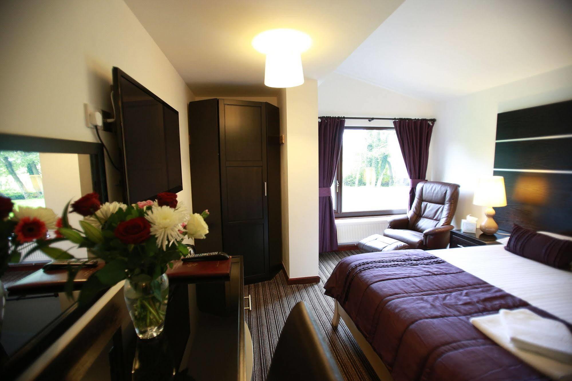 Ewenny Farm Guest House Bridgend  Εξωτερικό φωτογραφία