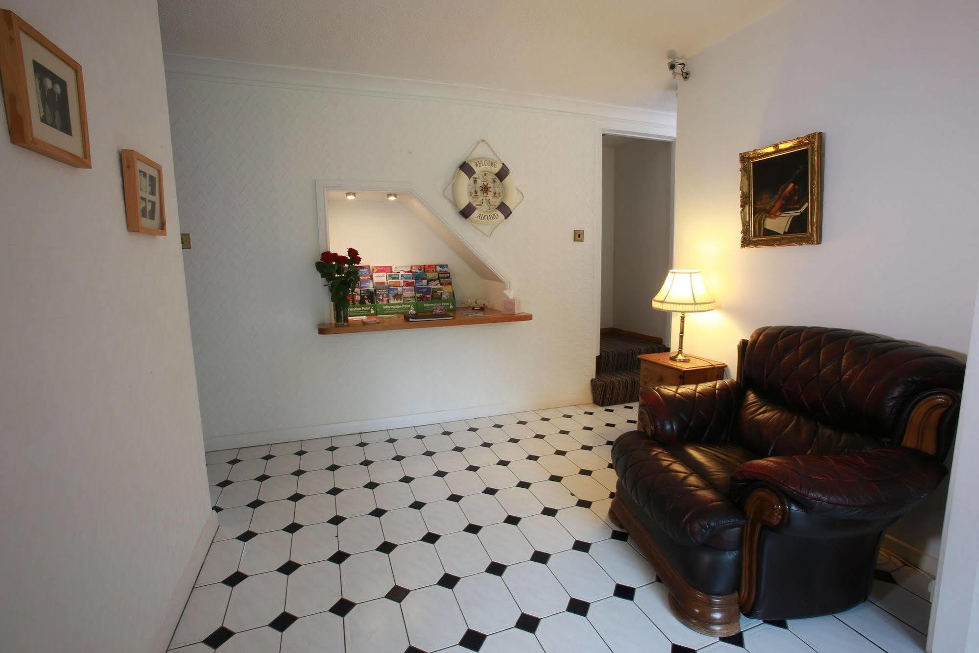 Ewenny Farm Guest House Bridgend  Εξωτερικό φωτογραφία