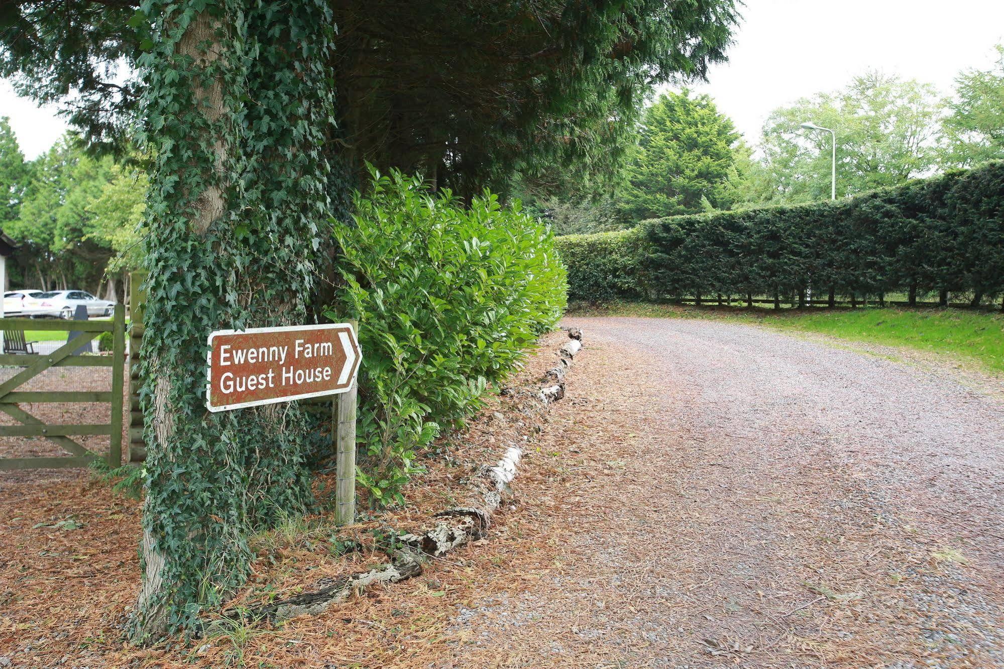 Ewenny Farm Guest House Bridgend  Εξωτερικό φωτογραφία